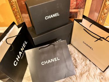 Lux New Design Boxes For Handbags (Color: Black)